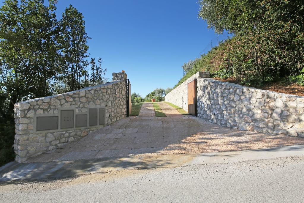 טוסקולנו מדרנו Villa Dei Rosmarini מראה חיצוני תמונה