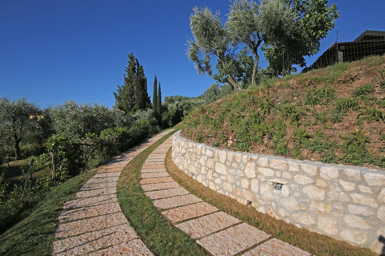 טוסקולנו מדרנו Villa Dei Rosmarini מראה חיצוני תמונה